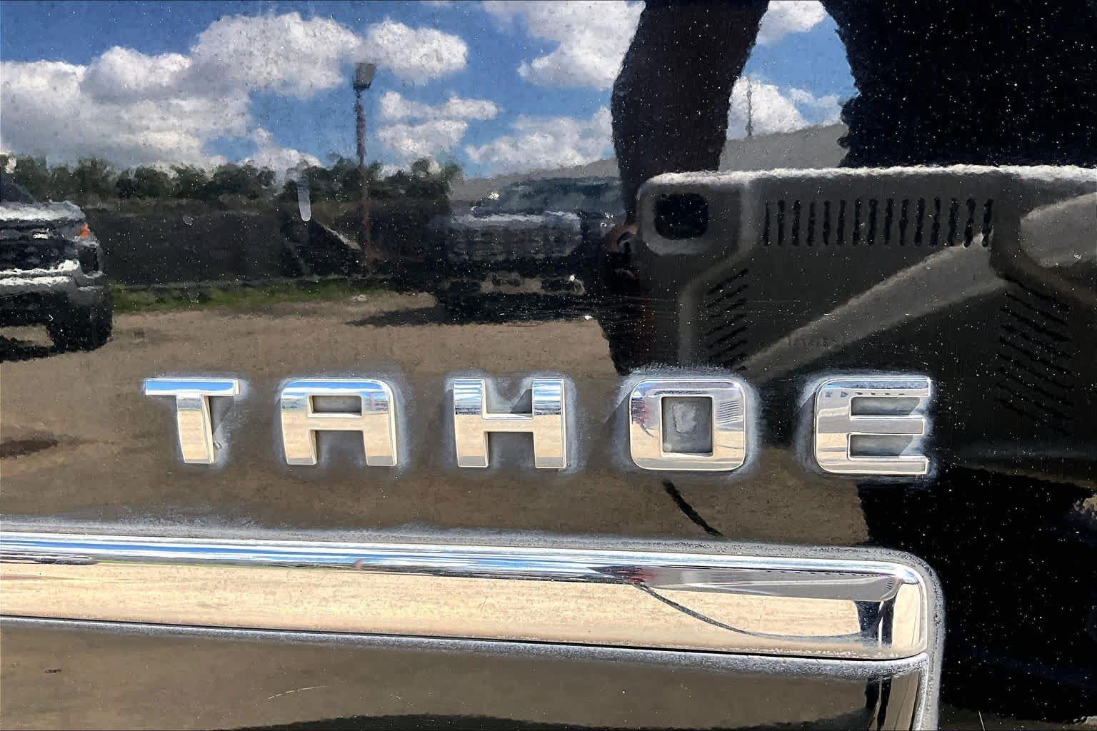 Used 2013 Chevrolet Tahoe LTZ RWD image 9