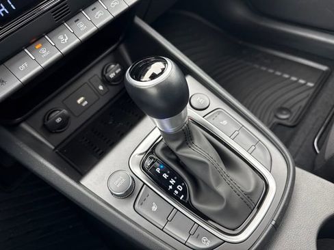 Used 2023 Hyundai Kona SEL w/ Convenience Package image 32