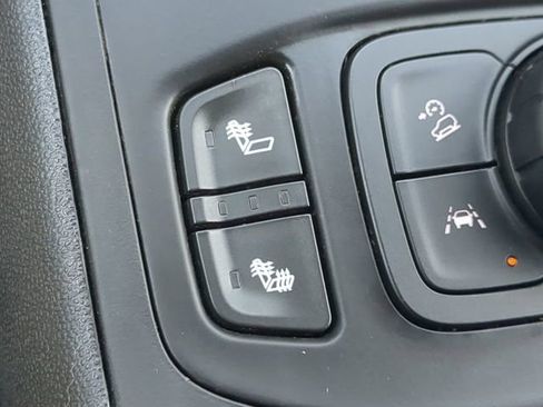 Used 2023 GMC Terrain SLT image 21