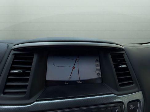 Used 2019 Nissan Pathfinder SL image 22