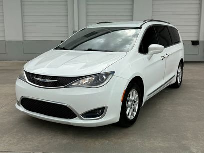 Used 2020 Chrysler Pacifica Touring-L