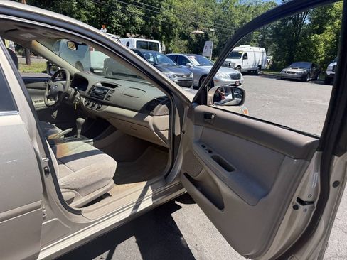 Used 2003 Toyota Camry LE FWD image 20