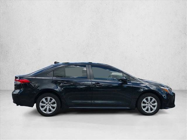 Used 2024 Toyota Corolla LE FWD image 4