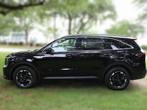 New 2026 Kia Sorento S image 14