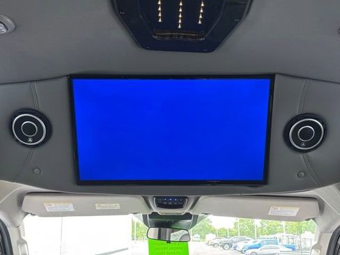 Used 2020 Ford Transit 150 Low Roof AWD w/ Exterior Upgrade Package image 4