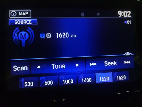 Used 2018 Honda Pilot Touring image 25