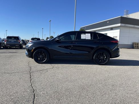 Used 2024 Buick Envista Sport Touring w/ Convenience I Package image 4