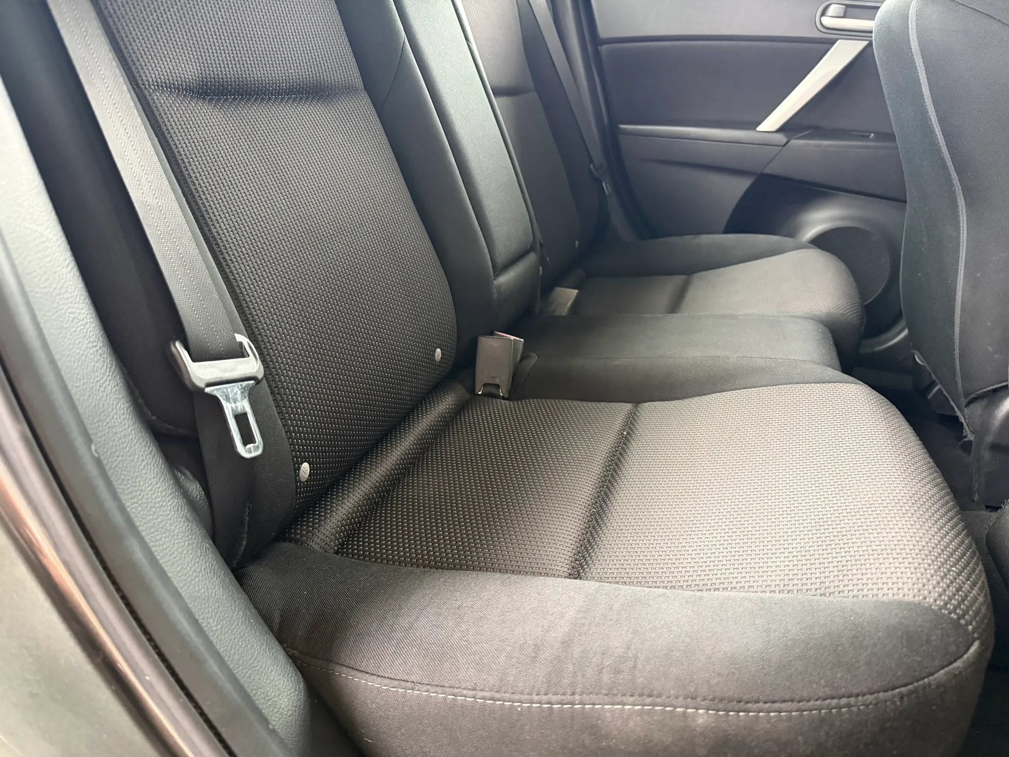 Used 2012 MAZDA MAZDA3 s Touring FWD image 12