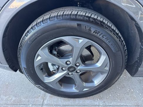 Certified 2024 Ford Escape ST-Line w/ Tech Pack #1 image 18