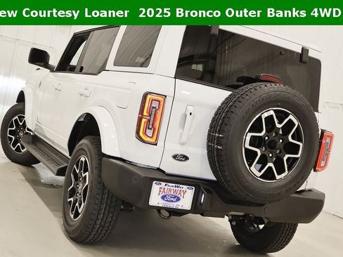 New 2025 Ford Bronco Outer Banks image 28