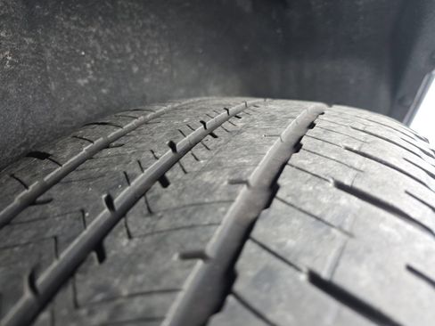 Used 2024 Ford Expedition XLT image 9