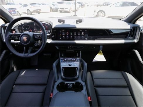New 2025 Porsche Cayenne image 24