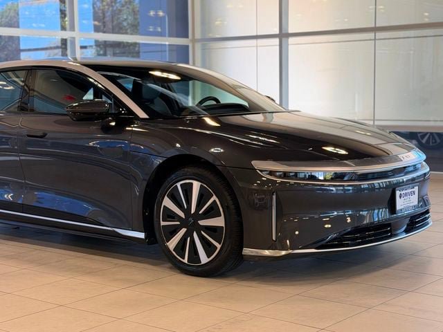 Used 2025 Lucid Air Touring AWD/4WD image 5