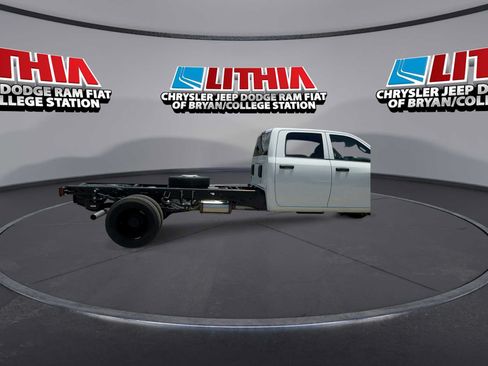 New 2026 RAM 5500 Tradesman AWD/4WD image 2