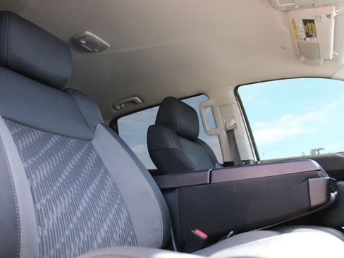 Used 2019 Toyota Tundra SR5 AWD/4WD image 16