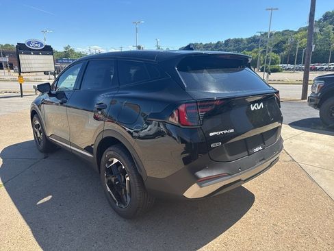 New 2026 Kia Sportage S image 5