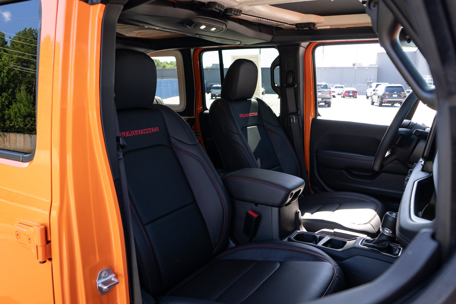 Used 2025 Jeep Wrangler Unlimited Rubicon AWD/4WD image 22