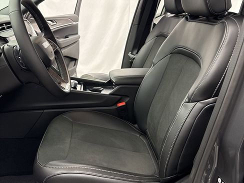 New 2026 Jeep Grand Cherokee Altitude AWD/4WD image 8