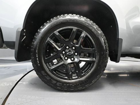 Used 2024 Chevrolet Silverado 1500 RST w/ Z71 Off-Road Package image 17