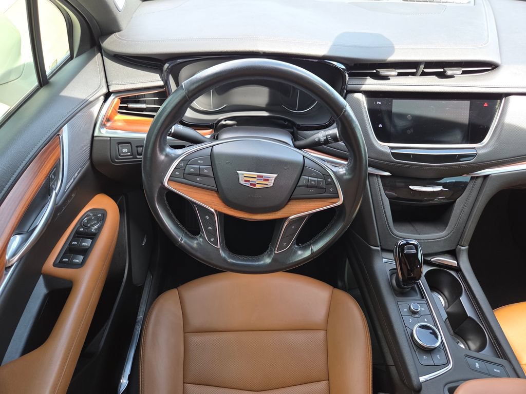 Used 2023 Cadillac XT5 Premium Luxury AWD/4WD image 4