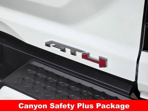 New 2026 GMC Canyon AT4 image 9