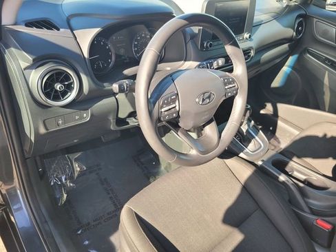 Used 2022 Hyundai Kona SEL w/ Convenience Package AWD/4WD image 12