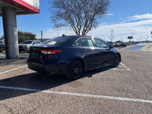 Used 2025 Toyota Corolla LE image 5