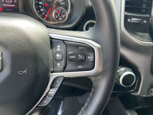 Used 2025 RAM 1500 Big Horn AWD/4WD image 33