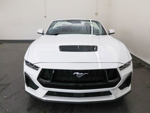 Used 2024 Ford Mustang GT Premium RWD image 9