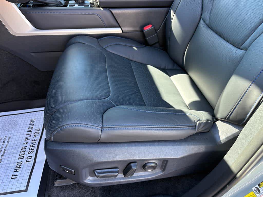 Used 2026 Toyota Sequoia Platinum AWD/4WD image 22