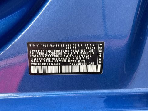 Used 2024 Volkswagen Jetta SE image 33