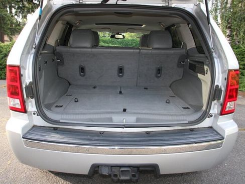 Used 2006 Jeep Grand Cherokee Limited AWD/4WD image 17