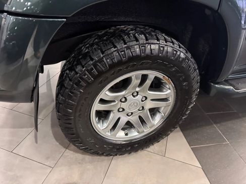 Used 2006 Toyota Sequoia SR5 image 38