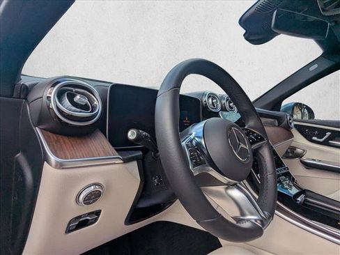 Certified 2025 Mercedes-Benz GLC 350e GLC 350e image 10