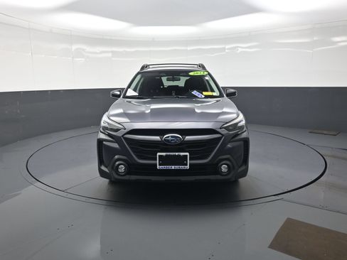 Used 2024 Subaru Outback Premium AWD/4WD image 8