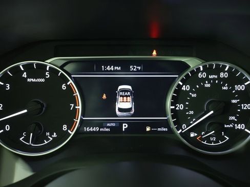 Used 2023 Nissan Rogue SV image 15