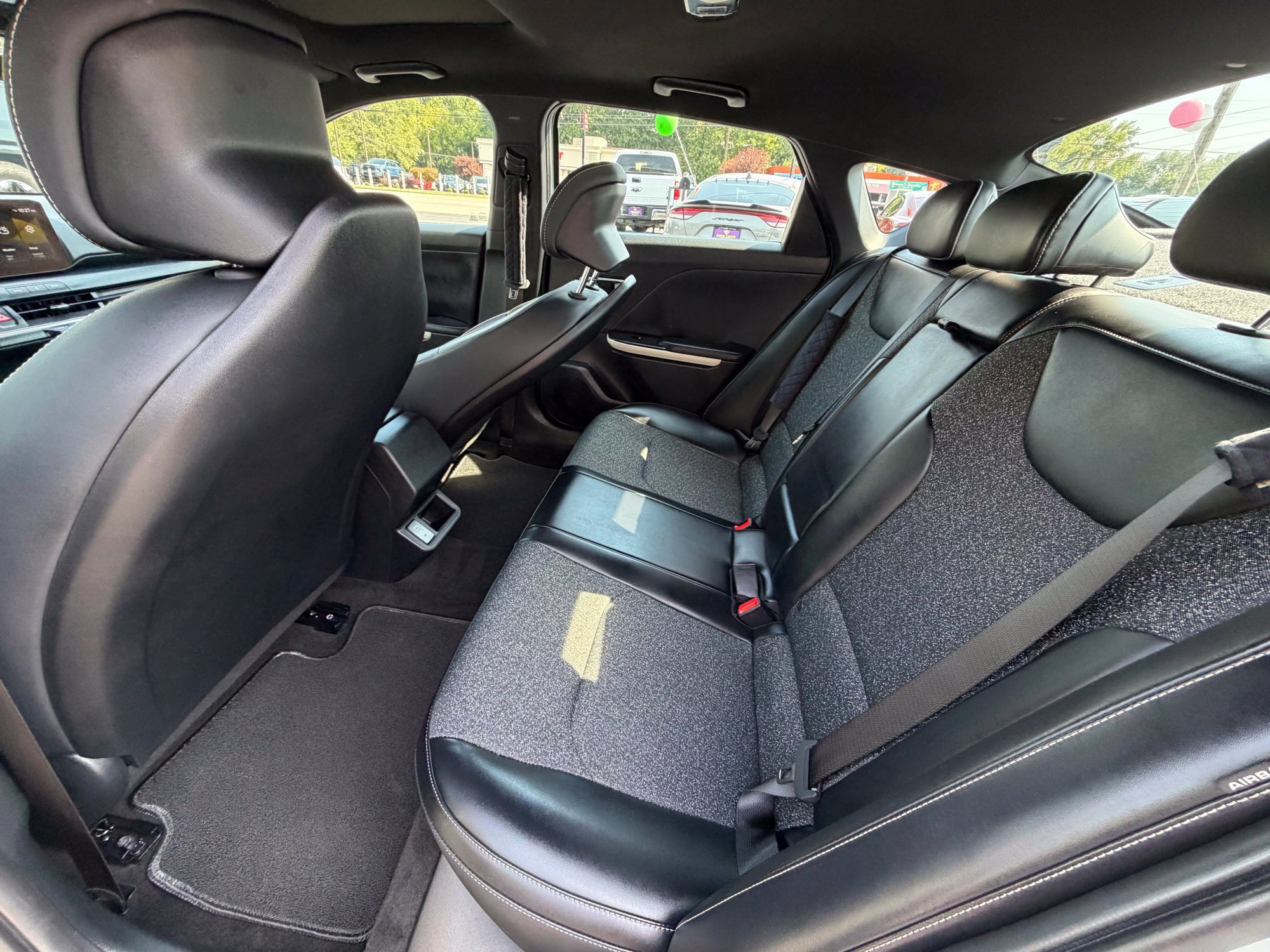 Used 2025 Kia K4 GT-Line w/ GT-Line Sunroof Package FWD image 13