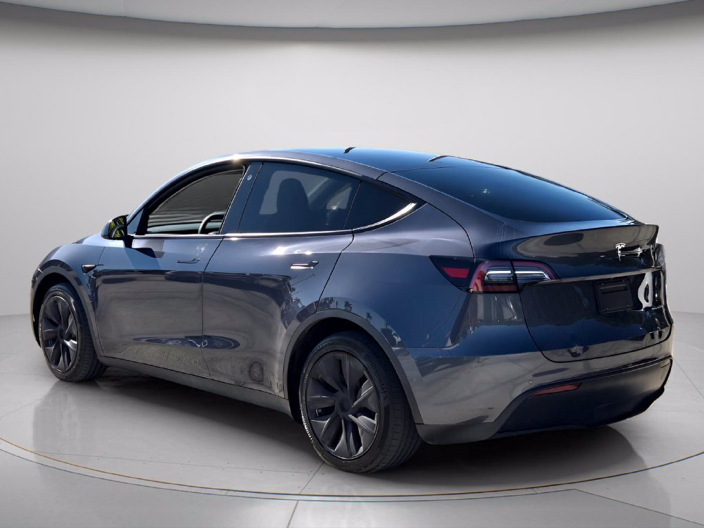 Used 2022 Tesla Model Y Long Range AWD/4WD image 4