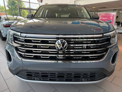 New 2026 Volkswagen Atlas SEL AWD/4WD image 2