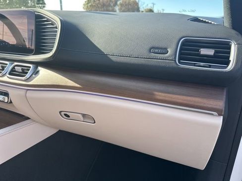 New 2026 Mercedes-Benz GLE 450 4MATIC image 35