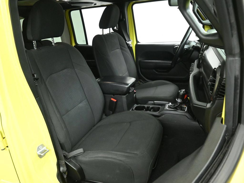 Used 2022 Jeep Wrangler Unlimited Sport AWD/4WD image 22