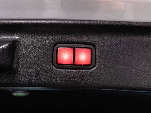 Used 2024 Mercedes-Benz Maybach S 580 Maybach S 580 image 36