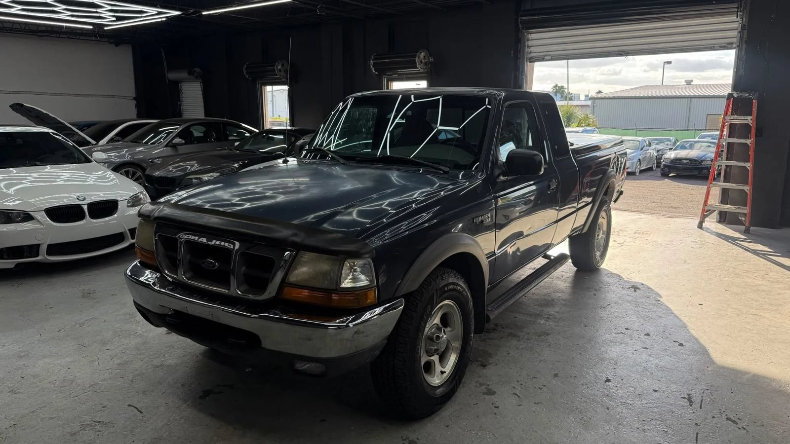 Used 2000 Ford Ranger 4x4 SuperCab image 2