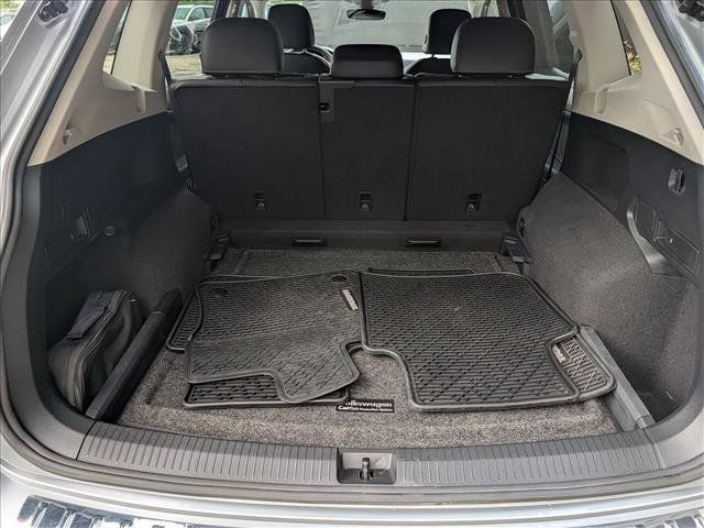 Used 2022 Volkswagen Tiguan SE AWD/4WD image 20