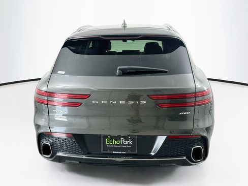 Used 2025 Genesis GV70 2.5T AWD/4WD image 7