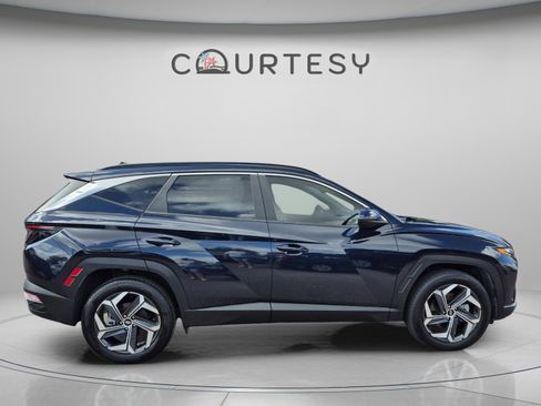 Certified 2022 Hyundai Tucson SEL AWD/4WD image 6