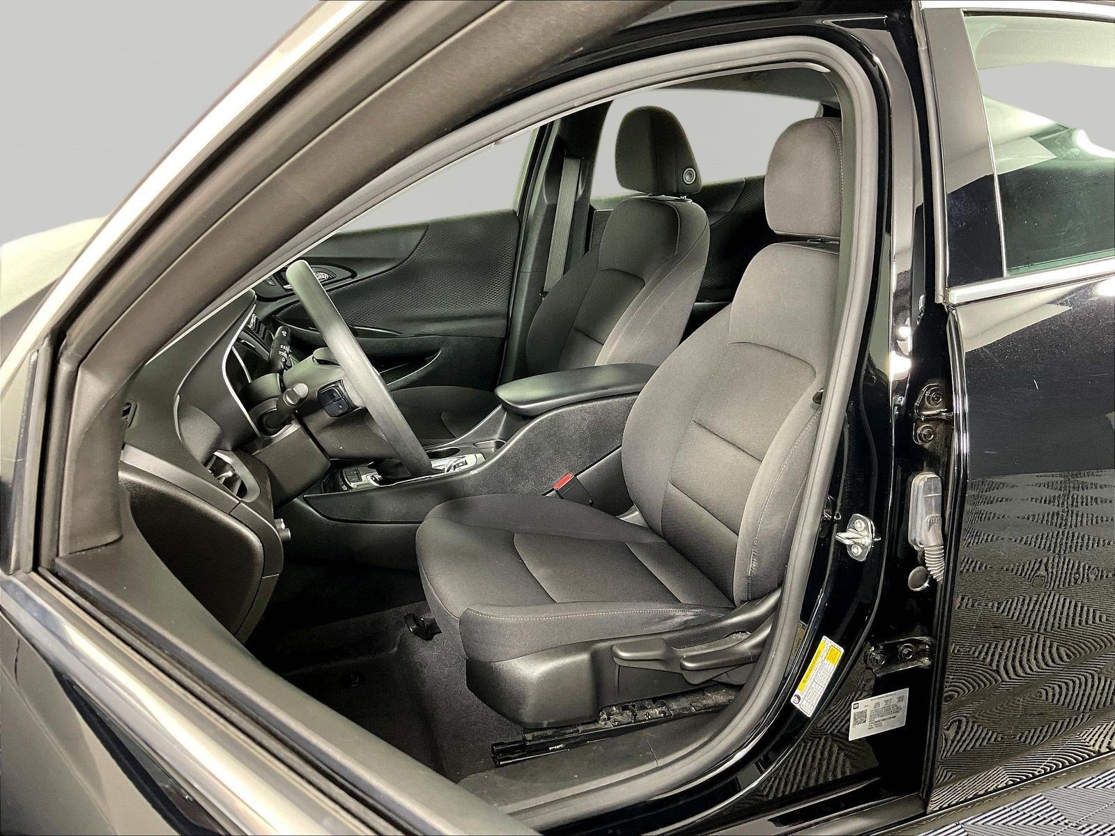 Used 2024 Chevrolet Malibu LS w/ LPO, Floor Liner Package FWD image 21