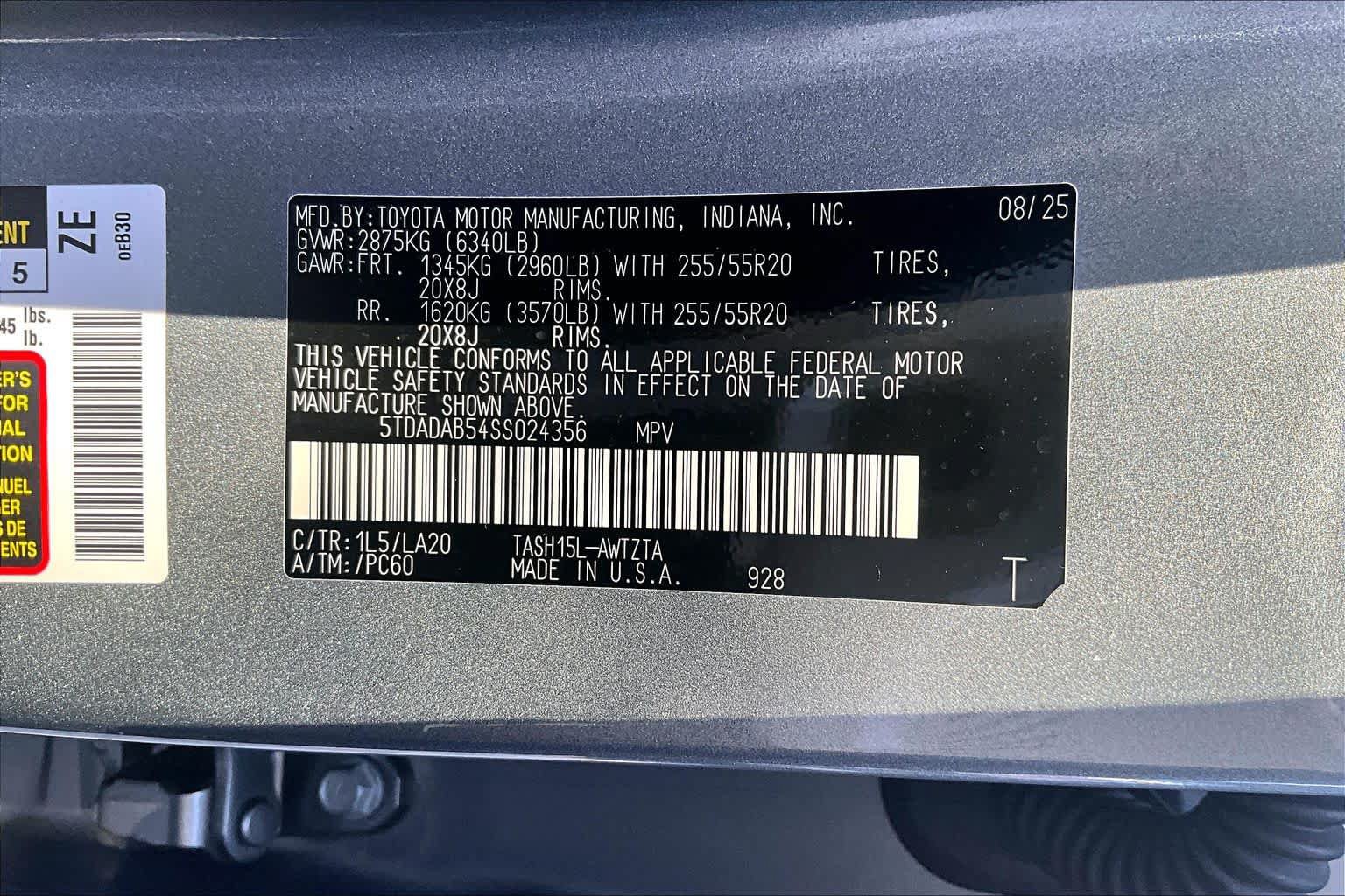 Used 2025 Toyota Grand Highlander AWD Hybrid image 35