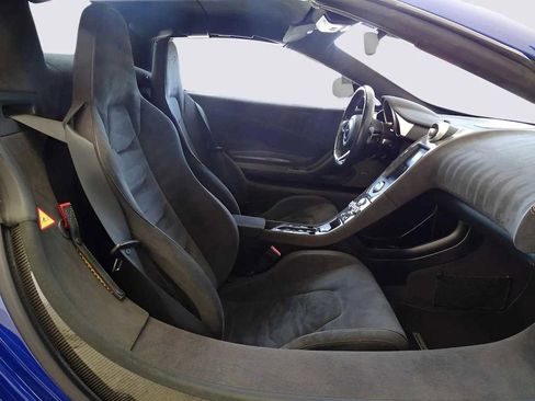 Used 2015 McLaren 650S Spider image 16