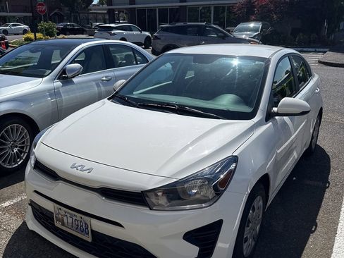Used 2023 Kia Rio LX FWD image 1